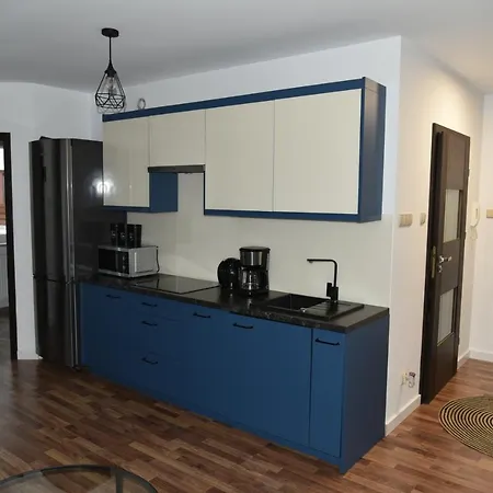 Jantar Z Ogrodem Lägenhet *