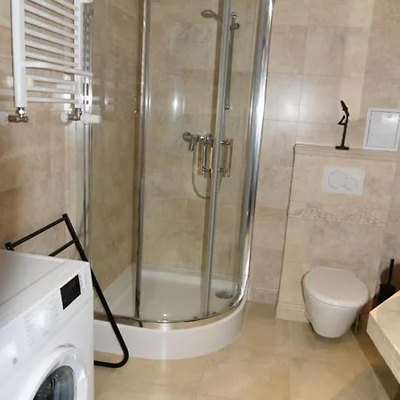 Jantar Z Ogrodem Apartamento *